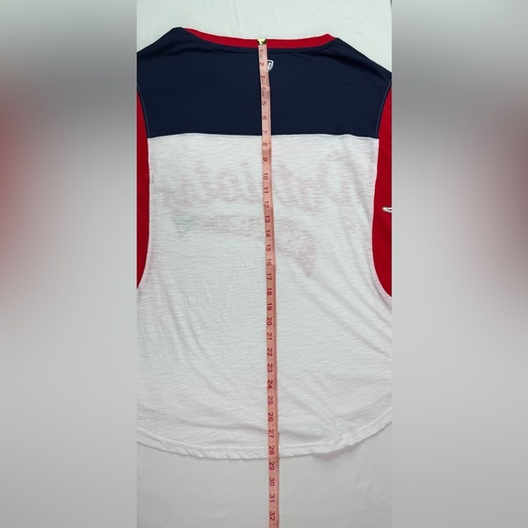 NWT New England Patriots Hands High Colorblock Top White Size Medium - Picture 9 of 9